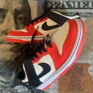 🖤❤️NIKE DUNK LOW GS SNEAKERS❤️🖤